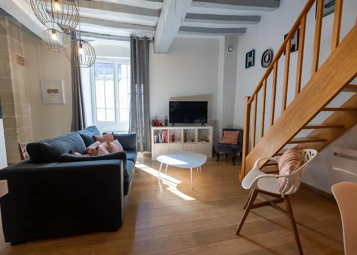 L'echauguette D'ancenis Centre 펜션 *